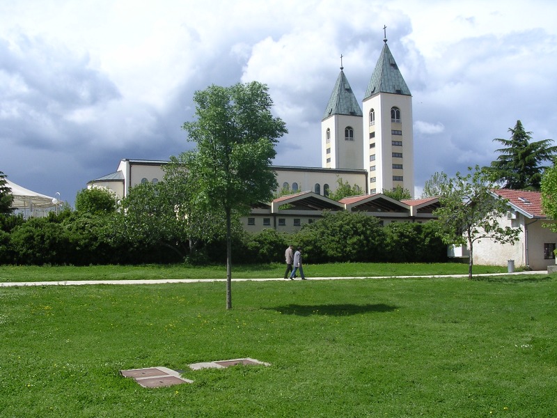 Chiesa parrocchiale di Medjugorie - Church parish of Medjugorie